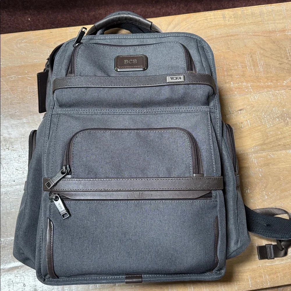 Tumi Alpha 3 brief pack